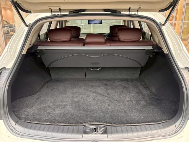 スカイラインクロスオーバー ３７０ＧＴ　タイプＰ　ＮＣナビ　プロパイ　全周囲Ｍ　前後ドラレコ　ＥＴＣ２．０　ＢＯＳＥサウンド　デジタルルームミラ　ワイヤレス充電　黒レザーシート　ＳＯＳコール　衝突被害軽減ブレーキ　踏み間違い防止　障害物センサー（28枚目）