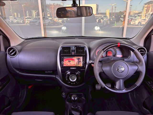 マーチ ニスモ S HKSマフラ 純正ナビ ドラレコ ETC フルセグTV 外品LEDヘッドライト バックカメラ スマートキー プッシュスタート 専用AW 専用エアロ 専用シート(7枚目)