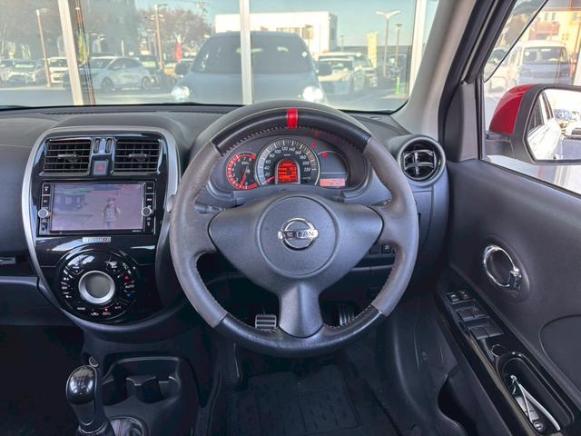 マーチ ニスモ S HKSマフラ 純正ナビ ドラレコ ETC フルセグTV 外品LEDヘッドライト バックカメラ スマートキー プッシュスタート 専用AW 専用エアロ 専用シート(8枚目)