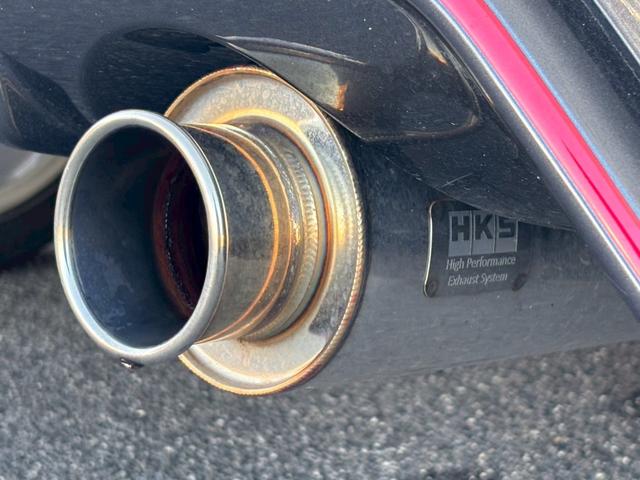 マーチ ニスモ S HKSマフラ 純正ナビ ドラレコ ETC フルセグTV 外品LEDヘッドライト バックカメラ スマートキー プッシュスタート 専用AW 専用エアロ 専用シート(26枚目)