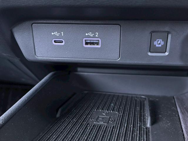 オーラ G レザーエディション MC後 NCナビ プロパイ 全周囲M 前後ドラレコ ETC2.0 1オナ BOSEサウンド ワイヤレス充電 SOSコール パワーシート デジタルルームミラ アダクティブLEDヘッドライト ブラック革(17枚目)