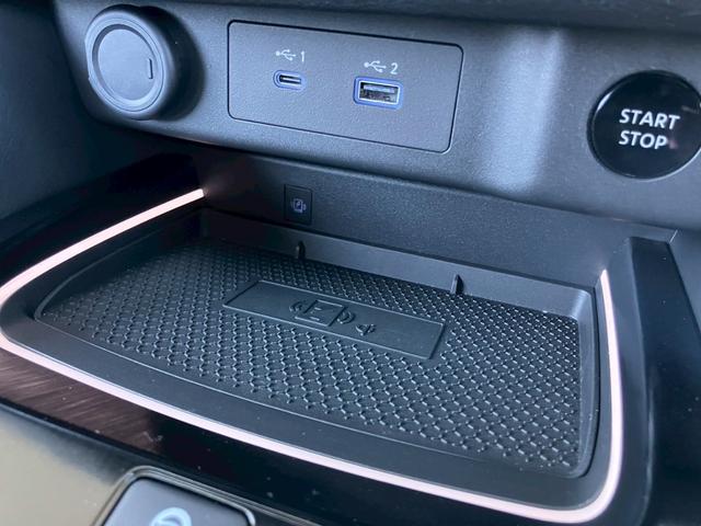 エクストレイル Ｇ　ｅ－４ＯＲＣＥ　ＮＣナビ　プロパイロット　アラウンドビューモニター　前後ドラレコ　パワーバックドア　純正ＡＷ　ＬＥＤヘッドライト　ＥＴＣ２．０　４ＷＤ　フォグライト　オートライト　ステアリングスイッチ（19枚目）