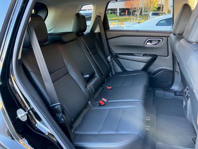 エクストレイル Ｇ　ｅ－４ＯＲＣＥ　ＮＣナビ　プロパイロット　アラウンドビューモニター　前後ドラレコ　パワーバックドア　純正ＡＷ　ＬＥＤヘッドライト　ＥＴＣ２．０　４ＷＤ　フォグライト　オートライト　ステアリングスイッチ（26枚目）