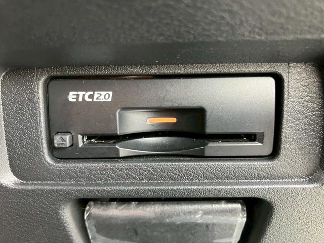 オーラ Ｇ　ＦＯＵＲ　レザーエディション　ＮＣナビ　プロパイ　全周囲Ｍ　ＢＯＳＥ　シートヒータ　ステアリングヒータ　寒冷地仕様　黒革シート　ＥＴＣ２．０　ワイヤレス充電　デジタルルームミラ　アダクティブＬＥＤヘッドライト　衝突被害軽減ブレーキ（13枚目）