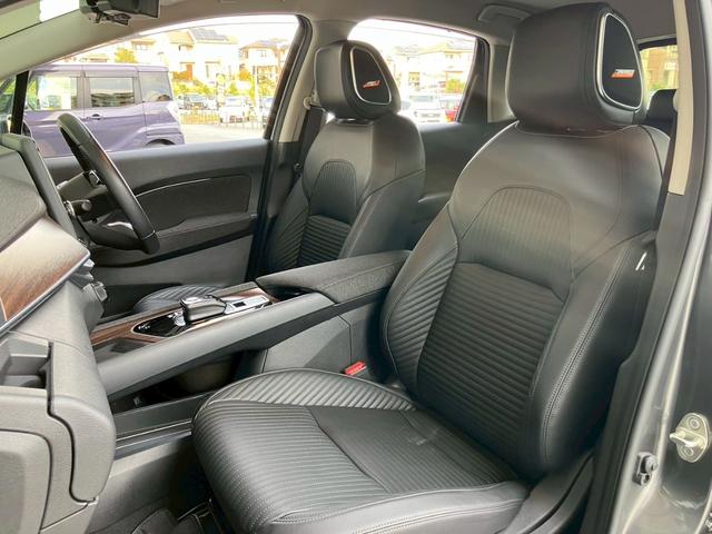 オーラ Ｇ　ＦＯＵＲ　レザーエディション　ＮＣナビ　プロパイ　全周囲Ｍ　ＢＯＳＥ　シートヒータ　ステアリングヒータ　寒冷地仕様　黒革シート　ＥＴＣ２．０　ワイヤレス充電　デジタルルームミラ　アダクティブＬＥＤヘッドライト　衝突被害軽減ブレーキ（20枚目）