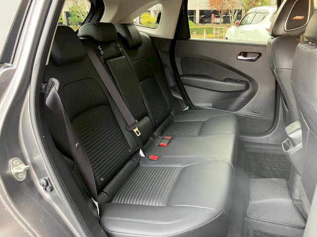 オーラ Ｇ　ＦＯＵＲ　レザーエディション　ＮＣナビ　プロパイ　全周囲Ｍ　ＢＯＳＥ　シートヒータ　ステアリングヒータ　寒冷地仕様　黒革シート　ＥＴＣ２．０　ワイヤレス充電　デジタルルームミラ　アダクティブＬＥＤヘッドライト　衝突被害軽減ブレーキ（23枚目）