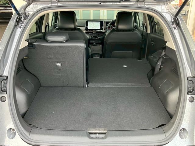 オーラ Ｇ　ＦＯＵＲ　レザーエディション　ＮＣナビ　プロパイ　全周囲Ｍ　ＢＯＳＥ　シートヒータ　ステアリングヒータ　寒冷地仕様　黒革シート　ＥＴＣ２．０　ワイヤレス充電　デジタルルームミラ　アダクティブＬＥＤヘッドライト　衝突被害軽減ブレーキ（25枚目）