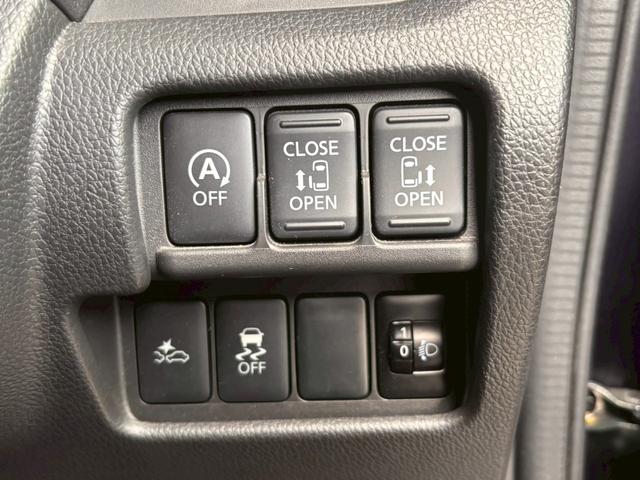 デイズルークス Ｘ　Ｖセレクション　純正ナビ　エマージェンシーブレーキ　アラウンドビューモニター　フルセグＴＶ　両側パワースライドドア　ＡＡＣ　純正１４インチＡＷ　プッシュスタート（9枚目）