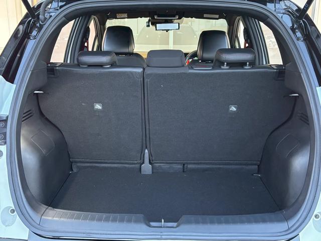 オーラ ニスモ　ＮＣナビ　全周囲Ｍ　プロパイ　前後ドラレコ　ＥＴＣ２．０　電動シート　ワンオナ　ＢＯＳＥ　寒冷地仕様　ＬＥＤヘッドライト　シートヒータ　ステアリングヒータ　ＮＩＳＭＯブルーミラ　カーボンミラー（26枚目）