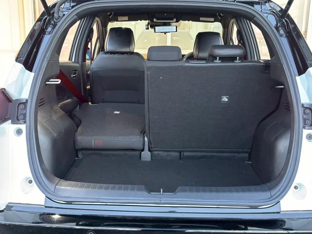 オーラ ニスモ　ＮＣナビ　全周囲Ｍ　プロパイ　前後ドラレコ　ＥＴＣ２．０　電動シート　ワンオナ　ＢＯＳＥ　寒冷地仕様　ＬＥＤヘッドライト　シートヒータ　ステアリングヒータ　ＮＩＳＭＯブルーミラ　カーボンミラー（27枚目）