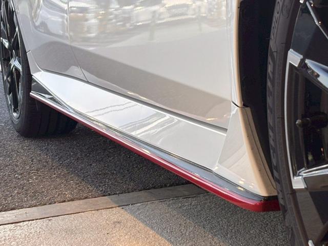 オーラ ニスモ　ＮＣナビ　全周囲Ｍ　プロパイ　前後ドラレコ　ＥＴＣ２．０　電動シート　ワンオナ　ＢＯＳＥ　寒冷地仕様　ＬＥＤヘッドライト　シートヒータ　ステアリングヒータ　ＮＩＳＭＯブルーミラ　カーボンミラー（31枚目）
