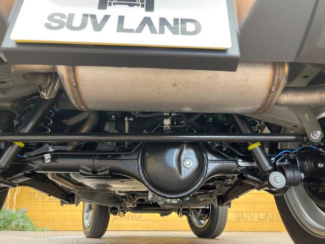 XC 4WD シートヒーター クルーズコントロール レーンキープアシスト LEDヘッドライト スマートキー 革巻きステアリング オートチックハイビーム(20枚目)