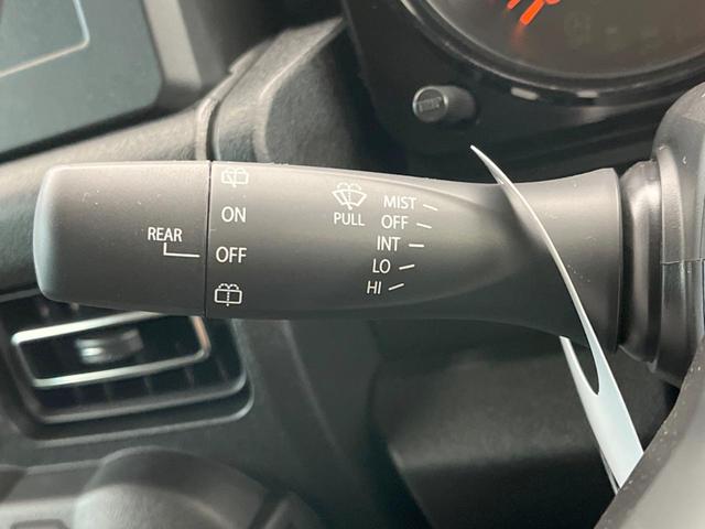 XC 4WD シートヒーター クルーズコントロール レーンキープアシスト LEDヘッドライト スマートキー 革巻きステアリング オートチックハイビーム(40枚目)