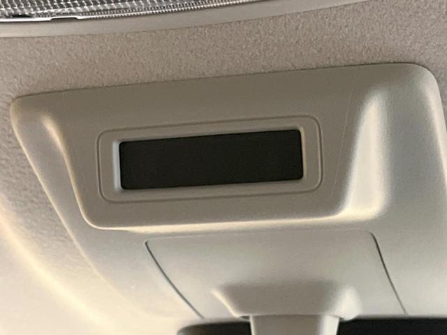 XC 4WD シートヒーター クルーズコントロール レーンキープアシスト LEDヘッドライト スマートキー 革巻きステアリング オートチックハイビーム(47枚目)