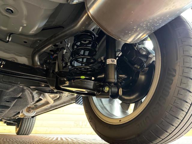 ヴェゼル ｅ：ＨＥＶ　Ｚ・ＰＬａＹパッケージ　ホンダセンシング　ハンズフリーパワーバックドア　車線逸脱警報　レーダークルーズコントロール　クリアランスソナー　パドルシフト　デュアルオートエアコン　オートエアコン　純正１８インチアルミ　オートライト（32枚目）