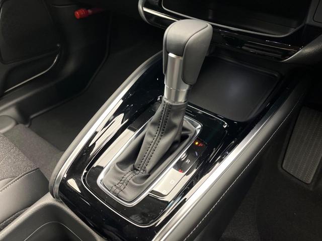 ヴェゼル ｅ：ＨＥＶ　Ｚ・ＰＬａＹパッケージ　ホンダセンシング　ハンズフリーパワーバックドア　車線逸脱警報　レーダークルーズコントロール　クリアランスソナー　パドルシフト　デュアルオートエアコン　オートエアコン　純正１８インチアルミ　オートライト（53枚目）