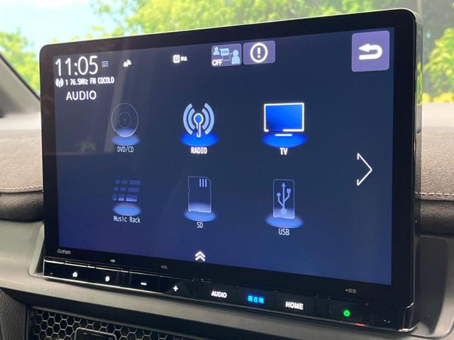 ステップワゴン ｅ：ＨＥＶスパーダ　プレミアムライン　１５．６型フリップダウンモニター　１１．４型ホンダコネクトナビ　全周囲カメラ　アダプティブクルーズ　デジタルインナーミラー　シートヒーター　ハーフレザーシート　電動リアゲート　ＥＴＣ２．０　禁煙車（4枚目）