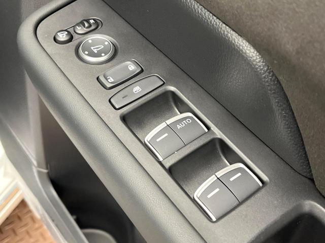 ステップワゴン ｅ：ＨＥＶスパーダ　プレミアムライン　１５．６型フリップダウンモニター　１１．４型ホンダコネクトナビ　全周囲カメラ　アダプティブクルーズ　デジタルインナーミラー　シートヒーター　ハーフレザーシート　電動リアゲート　ＥＴＣ２．０　禁煙車（47枚目）