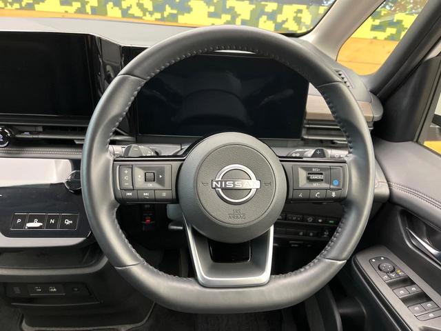 セレナ ハイウェイスターＶ　両側電動ドア　純正１２型ナビ　アラウンドビューモニター　日産プロパイロット　インテリジェントルームミラー　ブラインドスポットモニター　コーナーセンサー　ＬＥＤヘッド　ＥＴＣ２．０　オートライト（12枚目）