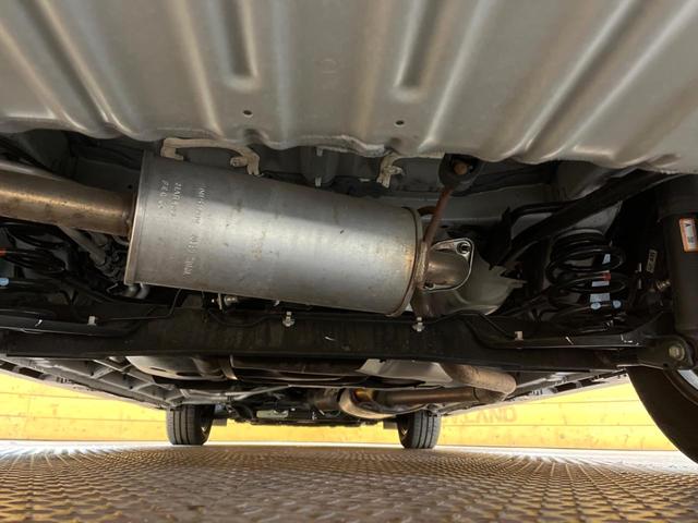 セレナ ハイウェイスターＶ　両側電動ドア　純正１２型ナビ　アラウンドビューモニター　日産プロパイロット　インテリジェントルームミラー　ブラインドスポットモニター　コーナーセンサー　ＬＥＤヘッド　ＥＴＣ２．０　オートライト（20枚目）