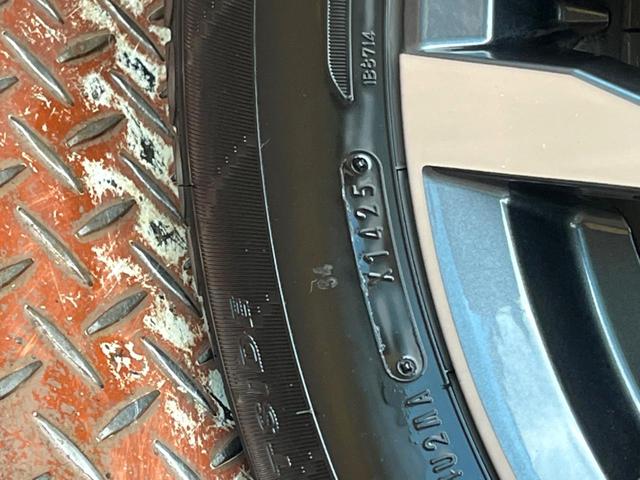 セレナ ハイウェイスターＶ　両側電動ドア　純正１２型ナビ　アラウンドビューモニター　日産プロパイロット　インテリジェントルームミラー　ブラインドスポットモニター　コーナーセンサー　ＬＥＤヘッド　ＥＴＣ２．０　オートライト（30枚目）