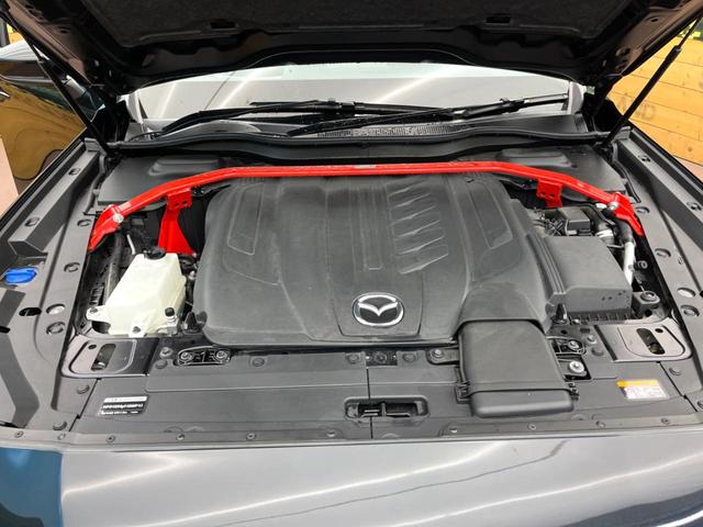 ＣＸ－６０ ＸＤ－ハイブリッド　エクスクルーシブスポーツ　４ＷＤ　純正１２．３型ナビ　全周囲カメラ　ＢＯＳＥ　レーダークルーズコントロール　ブラインドスポットモニタリング　黒革シート　革巻きステアリング　グレード専用純正２０インチアルミホイール（18枚目）