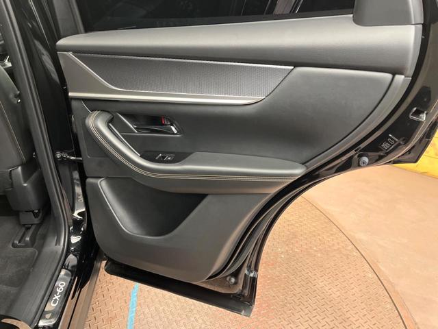 ＣＸ－６０ ＸＤ－ハイブリッド　エクスクルーシブスポーツ　４ＷＤ　純正１２．３型ナビ　全周囲カメラ　ＢＯＳＥ　レーダークルーズコントロール　ブラインドスポットモニタリング　黒革シート　革巻きステアリング　グレード専用純正２０インチアルミホイール（40枚目）