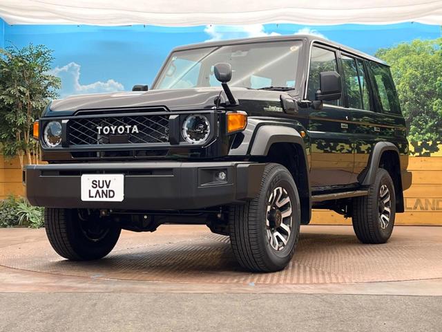 ランドクルーザー７０ ＡＸ　登録済未使用車　４ＷＤ　トヨタセーフティセンス　クルコン　ハーフレザーシート　オートマチックハイビーム　オートライト　ＬＥＤヘッドライト　レーンキープ　ダウンヒルアシスト　ウッドコンビステアリング（21枚目）