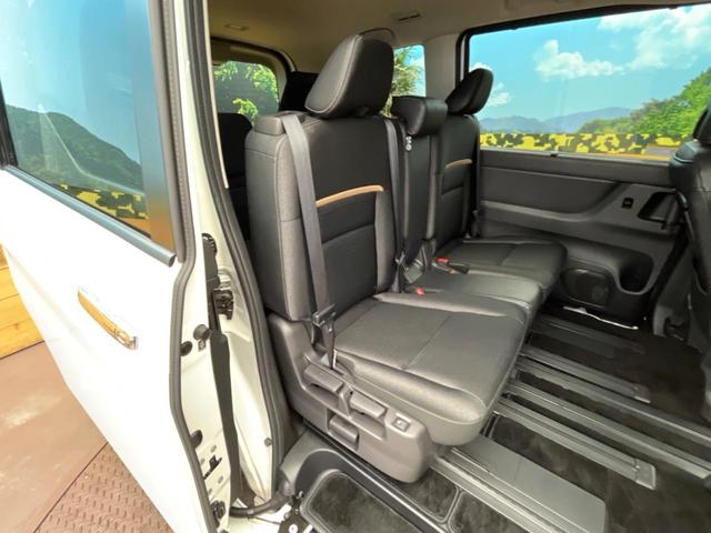 セレナ ハイウェイスターＶ　純正１２．３型ナビ　全周囲カメラ　プロパイロット　寒冷地仕様　ブラインドスポットモニター　両側電動スライドドア　デジタルインナーミラー　オートマチックハイビーム　ＬＥＤヘッドライト　クリアランスソナー（8枚目）