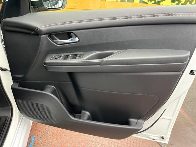セレナ ハイウェイスターＶ　純正１２．３型ナビ　全周囲カメラ　プロパイロット　寒冷地仕様　ブラインドスポットモニター　両側電動スライドドア　デジタルインナーミラー　オートマチックハイビーム　ＬＥＤヘッドライト　クリアランスソナー（43枚目）