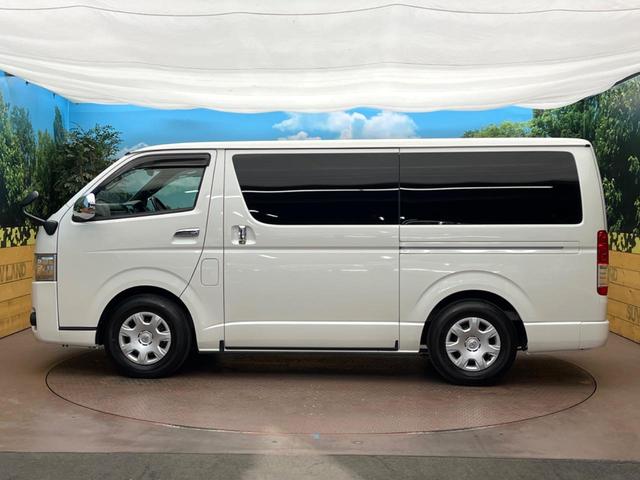 ハイエースバン スーパーGL ダークプライムII 両側電動スライド SDナビ バックカメラ アクセサリーコンセント ハーフレザーシート LEDヘッドライト スマートキー オートライト オートエアコン ウッドコンビステアリング Bluetooth再生(24枚目)