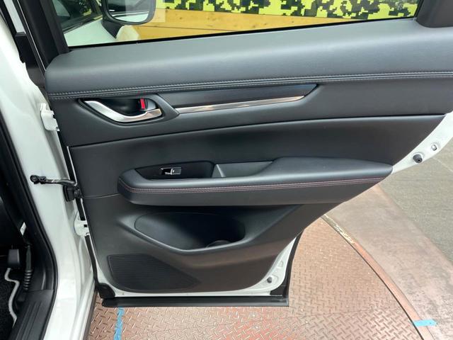 ＣＸ－５ ２０Ｓ　ブラックトーンエディション　純正１０．２５型ナビ　全周囲カメラ　衝突被害軽減システム　レーダークルーズ　パワーシート　クリアランスソナー　ＬＥＤヘッド　レーンアシスト　ブラインドスポットモニター　１９インチアルミホイール（41枚目）