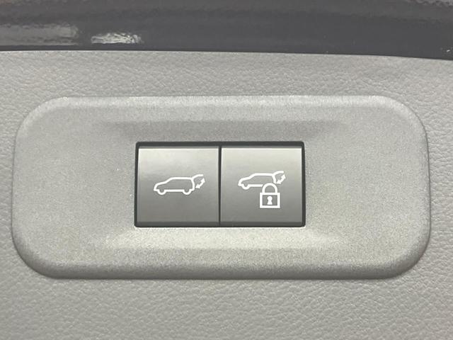 ＮＸ ＮＸ３５０ｈ　Ｆスポーツ　サンルーフ　純正１４型ナビ　全周囲カメラ　電動リアゲート　メモリーシート　３眼ＬＥＤヘッドライト　シートベンチレーション　ステアリングヒーター　レーダークルーズ　オートマチックハイビーム　禁煙車（6枚目）