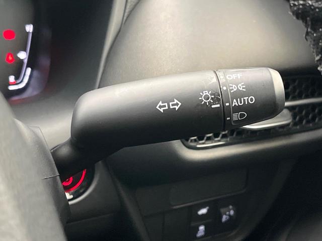 ＺＲ－Ｖ ｅ：ＨＥＶ　Ｘ　純正９型ナビ　バックカメラ　ホンダセンシング　アダプティブクルーズ　パワーバックドア　ハーフレザーシート　ＬＥＤヘッドライト　ブラインドスポットモニター　オートマチックハイビーム　レーンキープ（50枚目）