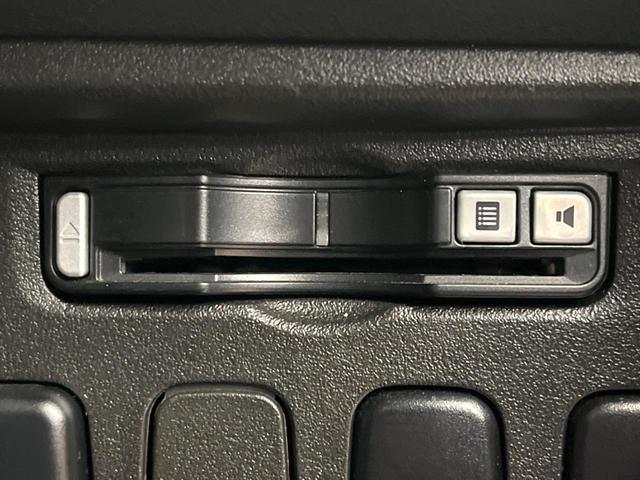 デリカＤ：５ Ｄ　パワーパッケージ　両側電動スライドドア　クルーズコントロール　カロッツェリアナビ　シートヒーター　バックカメラ　ＨＩＤヘッドライト　オートライト　フルセグ　禁煙車　４ＷＤ　プライバシーガラス　Ｂｌｕｅｔｏｏｔｈ（7枚目）