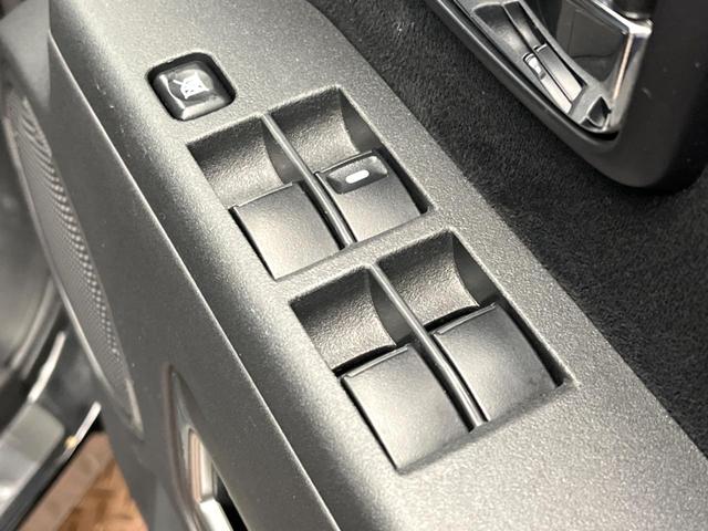 デリカＤ：５ Ｄ　パワーパッケージ　両側電動スライドドア　クルーズコントロール　カロッツェリアナビ　シートヒーター　バックカメラ　ＨＩＤヘッドライト　オートライト　フルセグ　禁煙車　４ＷＤ　プライバシーガラス　Ｂｌｕｅｔｏｏｔｈ（38枚目）