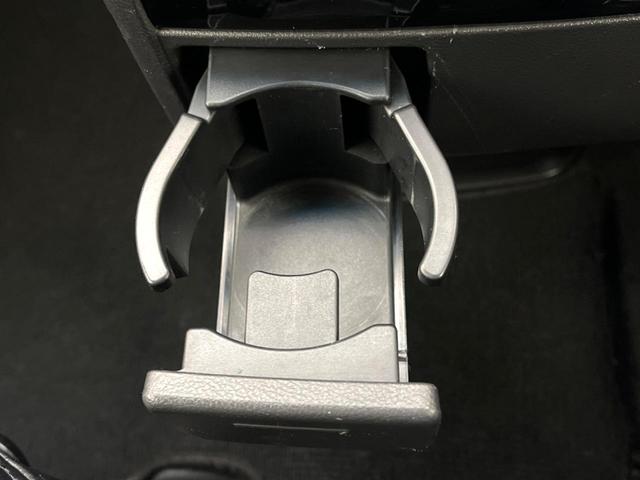 デリカＤ：５ Ｄ　パワーパッケージ　両側電動スライドドア　クルーズコントロール　カロッツェリアナビ　シートヒーター　バックカメラ　ＨＩＤヘッドライト　オートライト　フルセグ　禁煙車　４ＷＤ　プライバシーガラス　Ｂｌｕｅｔｏｏｔｈ（49枚目）