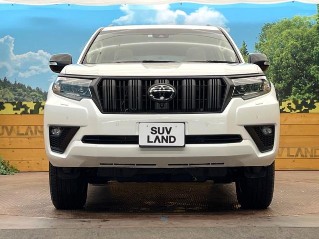ランドクルーザープラド TX Lパッケージ マットブラックエディション サンルーフ 純正9型ナビ 全周囲カメラ 7人乗り 前席快適温熱シート レザーシート レーダークルーズコントロール LEDヘッドライト ブラックルーフレール 純正18インチアルミ セーフティセンス(16枚目)