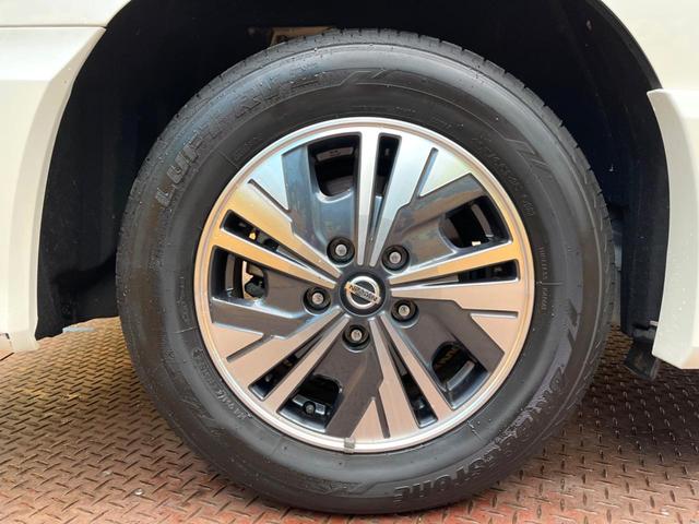 セレナ ｅ－パワー　ハイウェイスターＶ　プロパイロット　両側電動ドア　純正１０型ナビ　バックカメラ　ＢＳＭ　エマージェンシーブレーキ　１００Ｖ電源　ドラレコ　コーナーセンサー　ＬＥＤヘッドライト　ＥＴＣ　リアオートエアコン（13枚目）