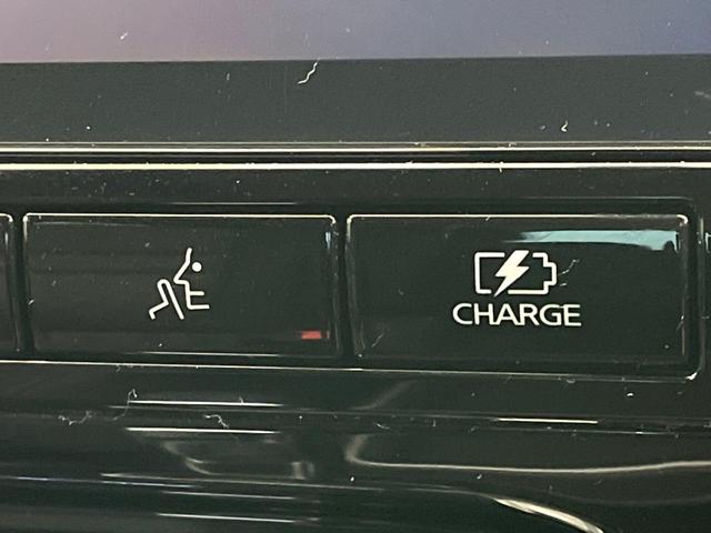 セレナ ｅ－パワー　ハイウェイスターＶ　プロパイロット　両側電動ドア　純正１０型ナビ　バックカメラ　ＢＳＭ　エマージェンシーブレーキ　１００Ｖ電源　ドラレコ　コーナーセンサー　ＬＥＤヘッドライト　ＥＴＣ　リアオートエアコン（47枚目）