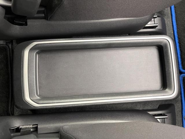 セレナ ｅ－パワー　ハイウェイスターＶ　プロパイロット　両側電動ドア　純正１０型ナビ　バックカメラ　ＢＳＭ　エマージェンシーブレーキ　１００Ｖ電源　ドラレコ　コーナーセンサー　ＬＥＤヘッドライト　ＥＴＣ　リアオートエアコン（52枚目）