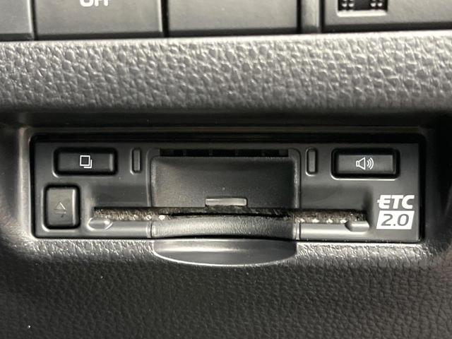 ハリアー S 8型ディスプレイオーディオ バックカメラ ブラインドスポットモニター レーダークルーズ 禁煙車 コーナーセンサー LEDヘッド ETC2.0 オートハイビーム オートライト デュアルエアコン(8枚目)