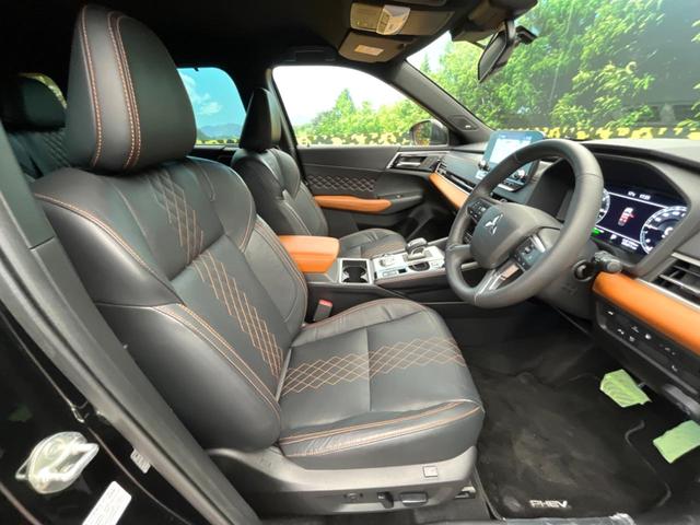 アウトランダーＰＨＥＶ Ｐ　寒冷地仕様　４ＷＤ　マイパイロット　純正９型ナビ　全周囲カメラ　ＢＯＳＥサウンド　前中席シートヒーター　パワーバックドア　前席メモリーシート　ＬＥＤヘッドライト　ワイヤレス充電　ｅーアシスト　禁煙車（9枚目）