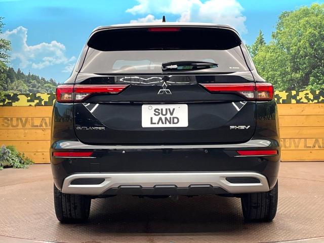 アウトランダーＰＨＥＶ Ｐ　寒冷地仕様　４ＷＤ　マイパイロット　純正９型ナビ　全周囲カメラ　ＢＯＳＥサウンド　前中席シートヒーター　パワーバックドア　前席メモリーシート　ＬＥＤヘッドライト　ワイヤレス充電　ｅーアシスト　禁煙車（19枚目）