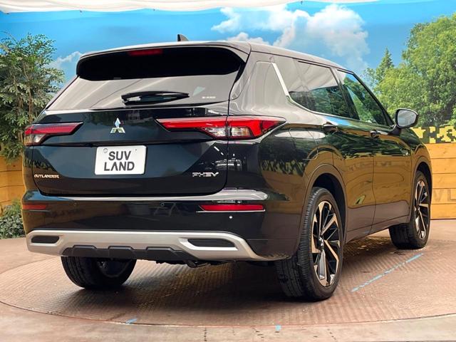 アウトランダーＰＨＥＶ Ｐ　寒冷地仕様　４ＷＤ　マイパイロット　純正９型ナビ　全周囲カメラ　ＢＯＳＥサウンド　前中席シートヒーター　パワーバックドア　前席メモリーシート　ＬＥＤヘッドライト　ワイヤレス充電　ｅーアシスト　禁煙車（21枚目）
