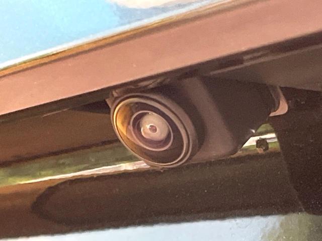 アウトランダーＰＨＥＶ Ｐ　寒冷地仕様　４ＷＤ　マイパイロット　純正９型ナビ　全周囲カメラ　ＢＯＳＥサウンド　前中席シートヒーター　パワーバックドア　前席メモリーシート　ＬＥＤヘッドライト　ワイヤレス充電　ｅーアシスト　禁煙車（40枚目）