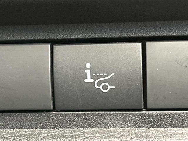 アウトランダーＰＨＥＶ Ｐ　寒冷地仕様　４ＷＤ　マイパイロット　純正９型ナビ　全周囲カメラ　ＢＯＳＥサウンド　前中席シートヒーター　パワーバックドア　前席メモリーシート　ＬＥＤヘッドライト　ワイヤレス充電　ｅーアシスト　禁煙車（49枚目）