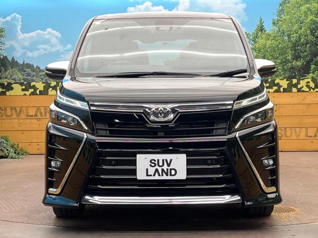 ヴォクシー ZS 煌III 両側電動スライドドア フリップダウン 純正9インチナビ トヨタセーフティセンス バックカメラ ハーフレザーシート コーナーセンサー クルコン レーンキープ LEDヘッドライト オートマチックハイビーム(15枚目)