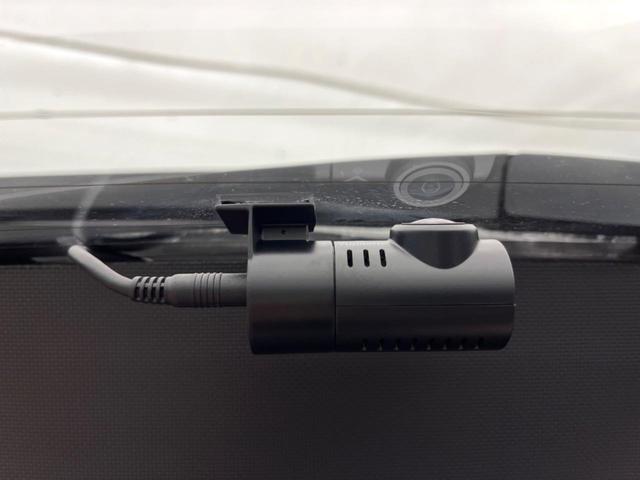 ヴォクシー ZS 煌III 両側電動スライドドア フリップダウン 純正9インチナビ トヨタセーフティセンス バックカメラ ハーフレザーシート コーナーセンサー クルコン レーンキープ LEDヘッドライト オートマチックハイビーム(33枚目)