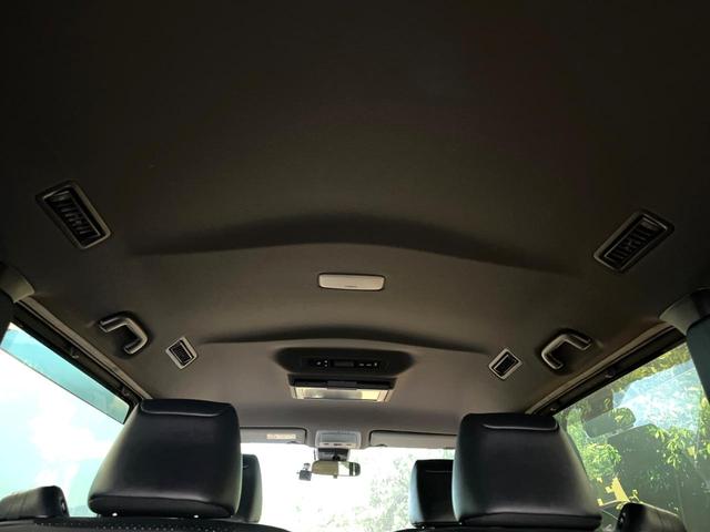 ヴォクシー ZS 煌III 両側電動スライドドア フリップダウン 純正9インチナビ トヨタセーフティセンス バックカメラ ハーフレザーシート コーナーセンサー クルコン レーンキープ LEDヘッドライト オートマチックハイビーム(37枚目)